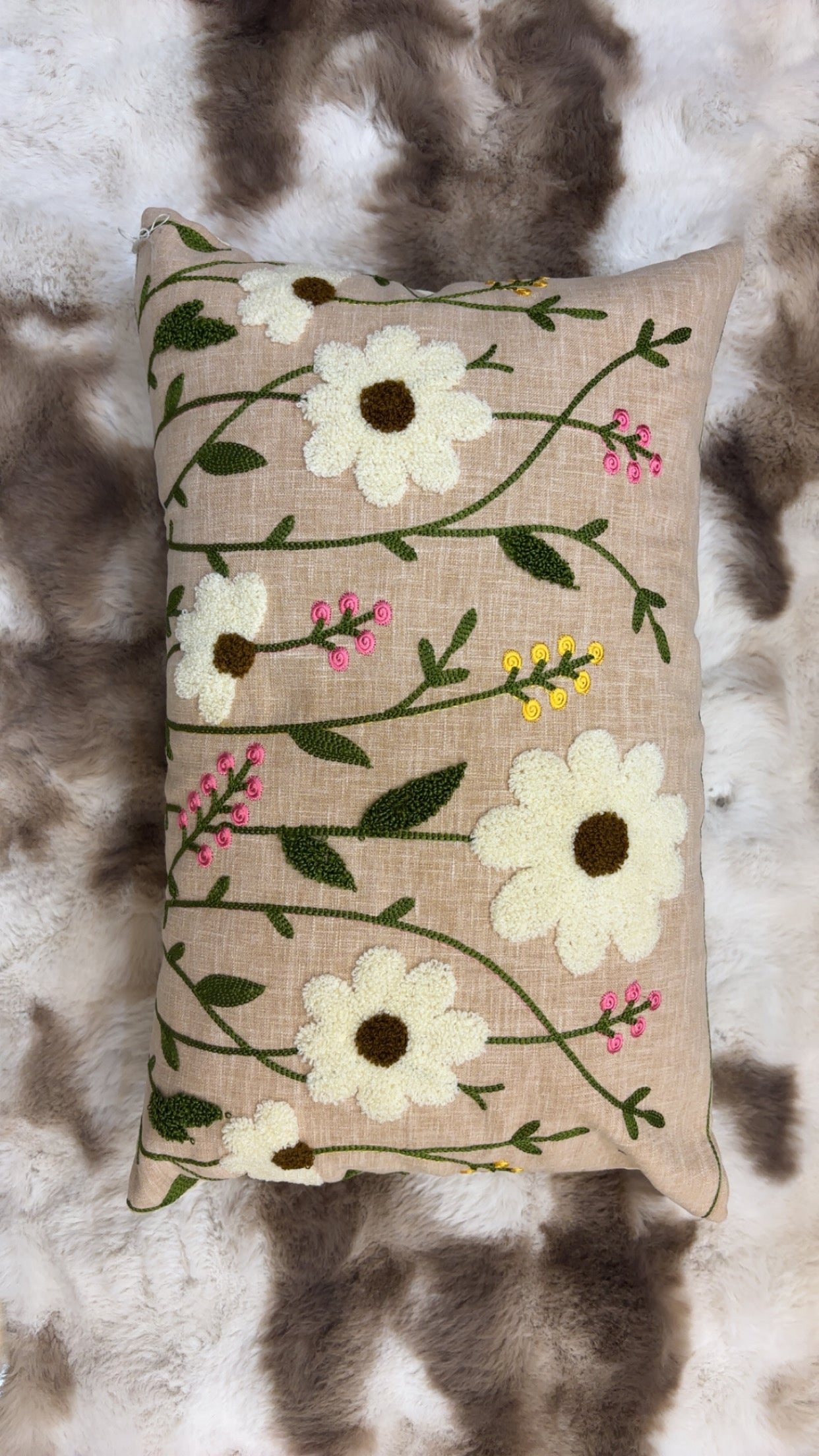 Butternut Blossom (Warm Beige cushion cover)
